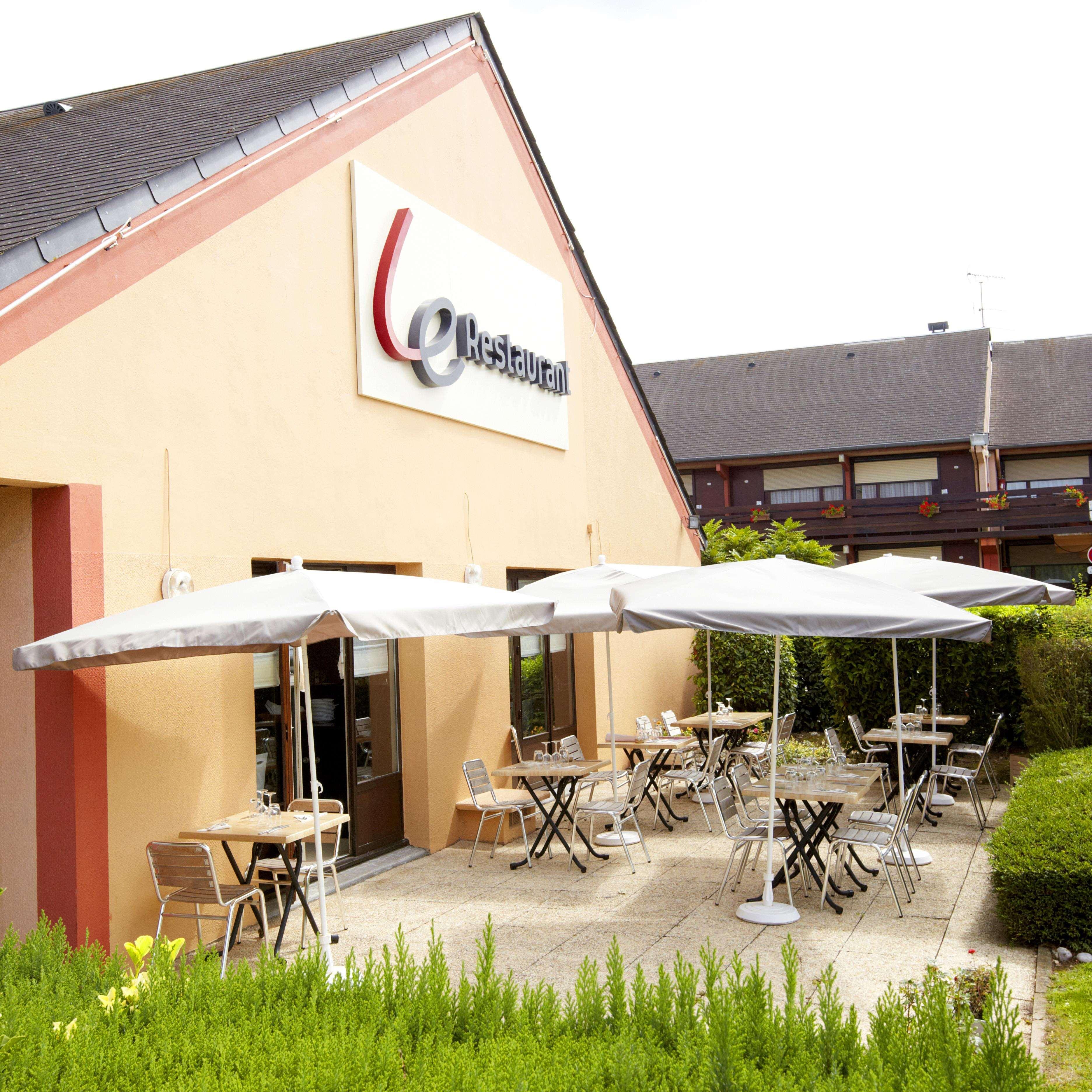 Campanile Rouen Nord - Barentin Hotel Exterior foto